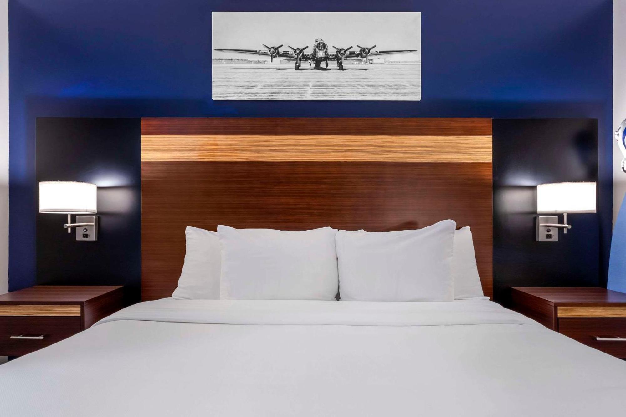 Avion Inn Near Lga Airport, Ascend Hotel Collection Ню Йорк Екстериор снимка