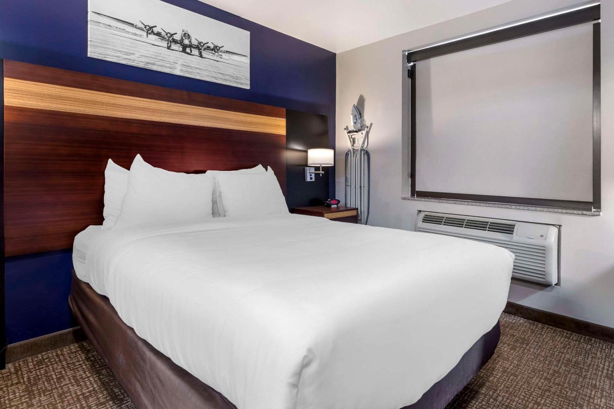 Avion Inn Near Lga Airport, Ascend Hotel Collection Ню Йорк Екстериор снимка