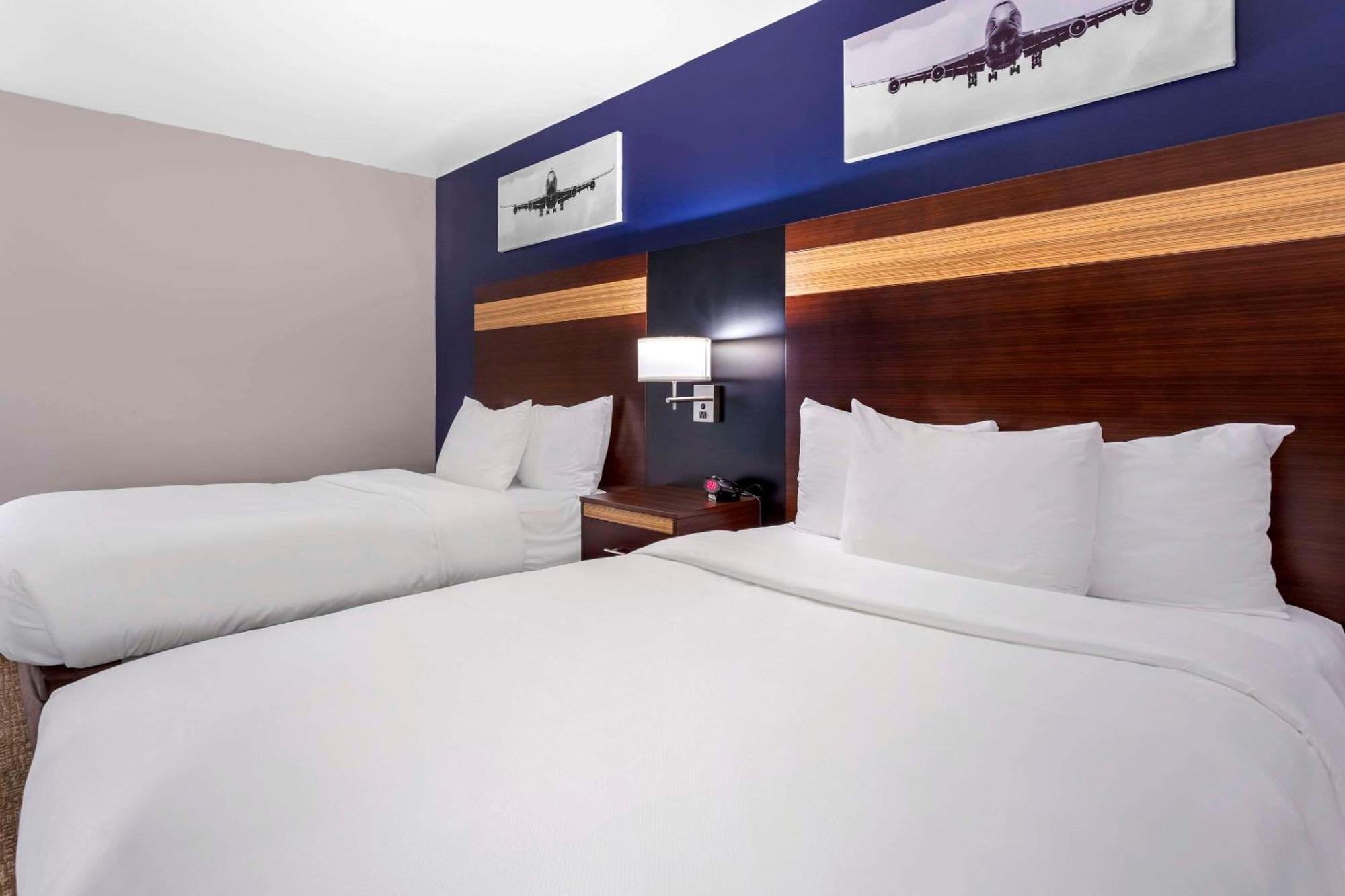 Avion Inn Near Lga Airport, Ascend Hotel Collection Ню Йорк Екстериор снимка