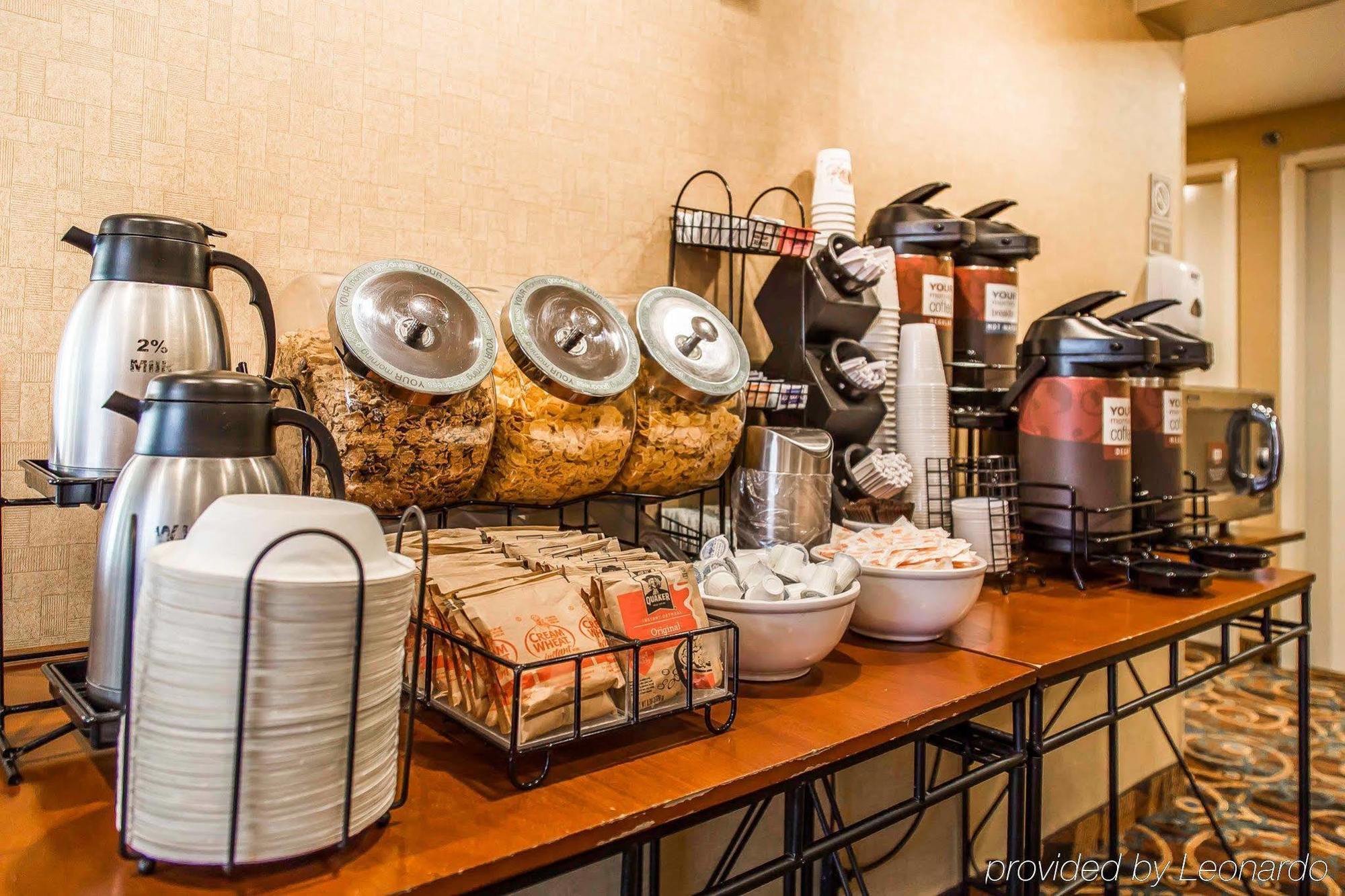 Avion Inn Near Lga Airport, Ascend Hotel Collection Ню Йорк Екстериор снимка