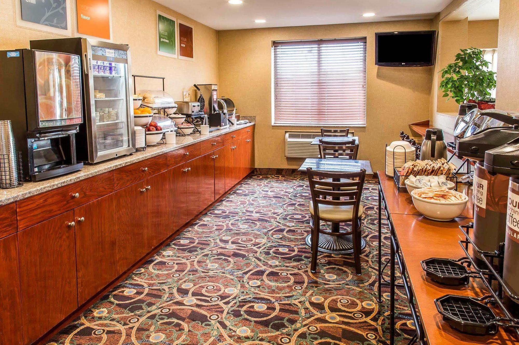 Avion Inn Near Lga Airport, Ascend Hotel Collection Ню Йорк Екстериор снимка